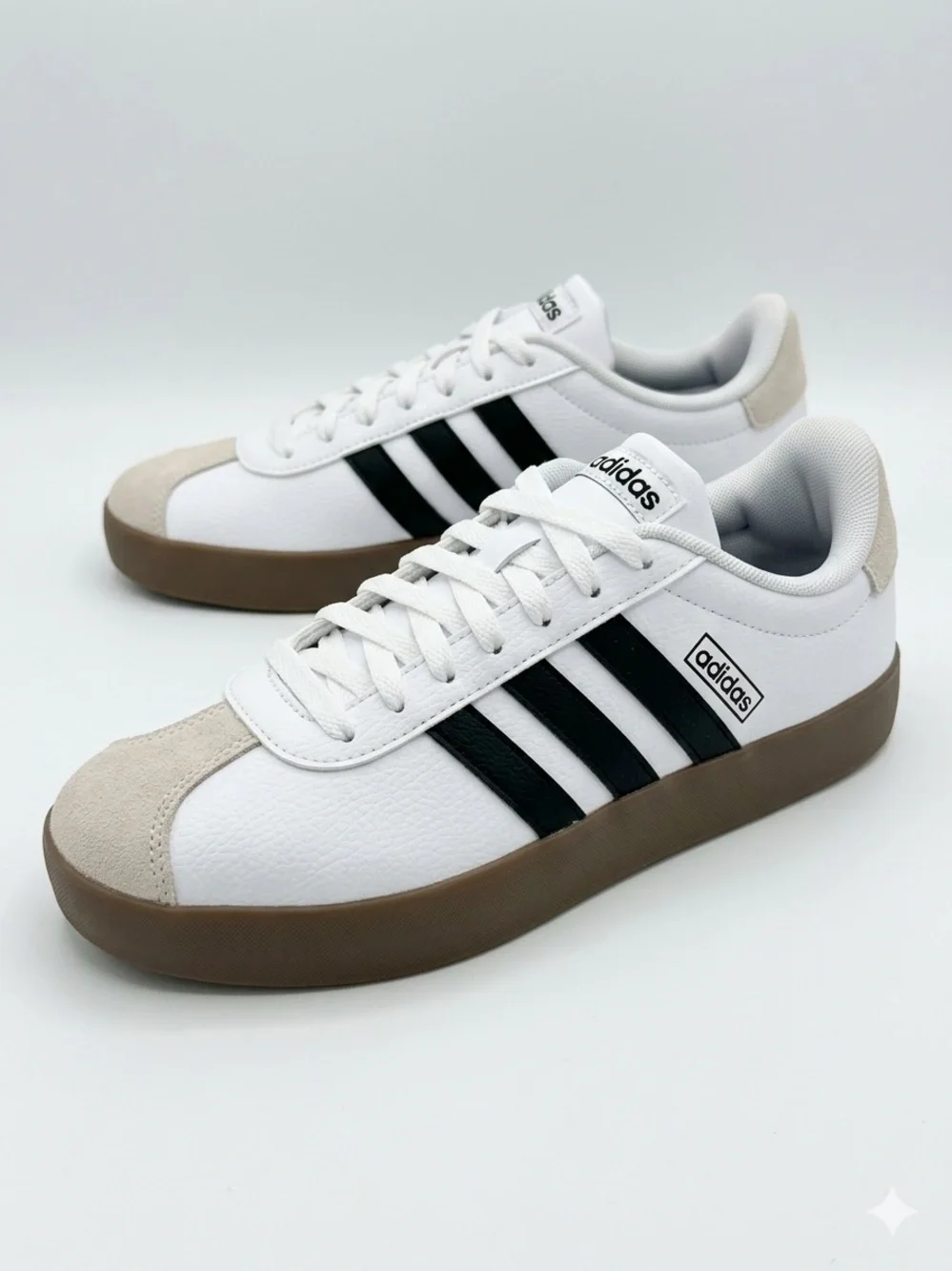 adidasVL Court 3.0 with suede toe overlay  Gum Sole women’s 6. NWOT